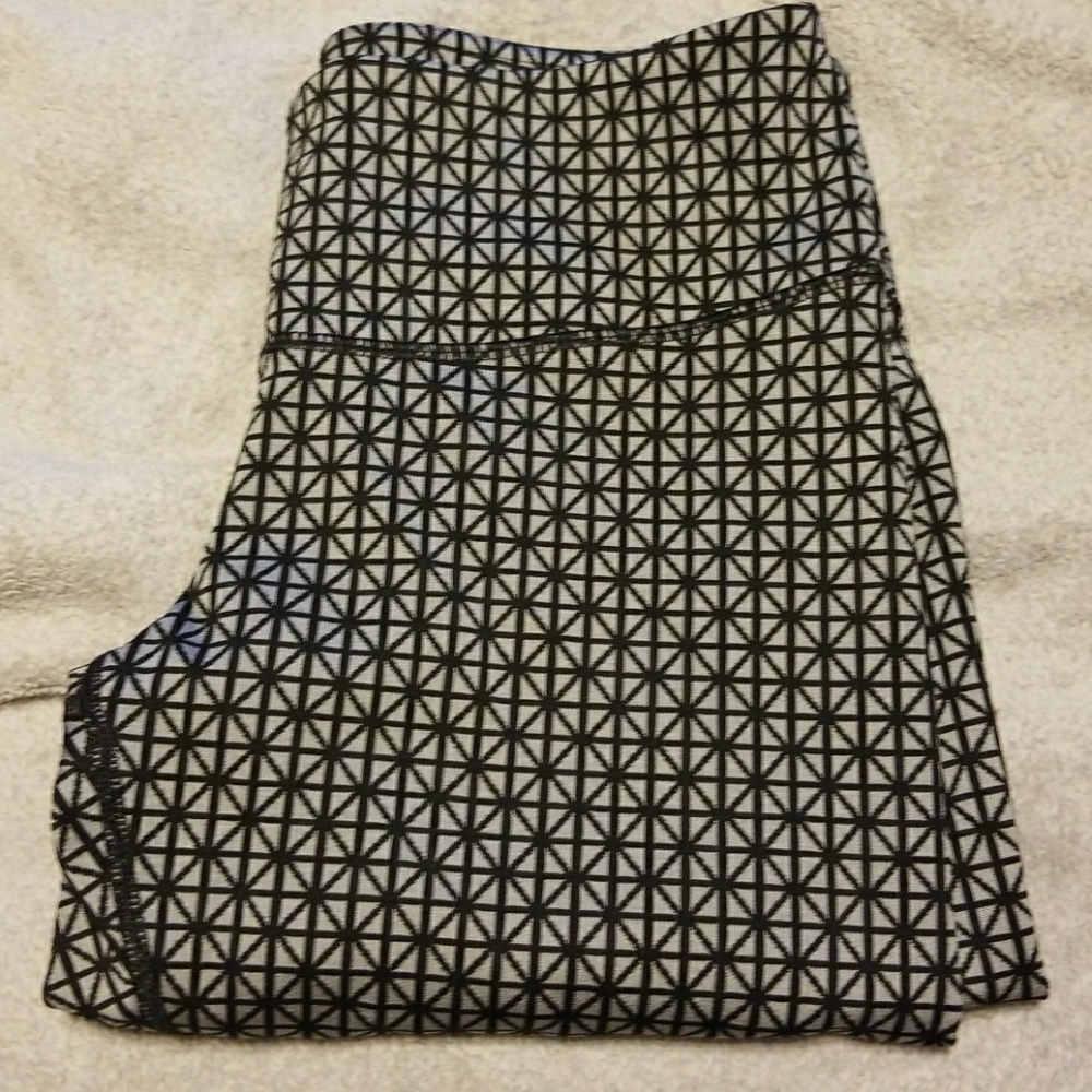 lululemon wonder under